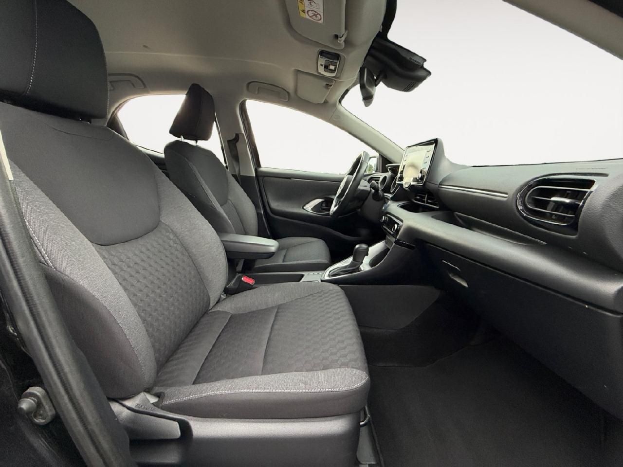 Fahrzeugabbildung Toyota Yaris Hybrid Club