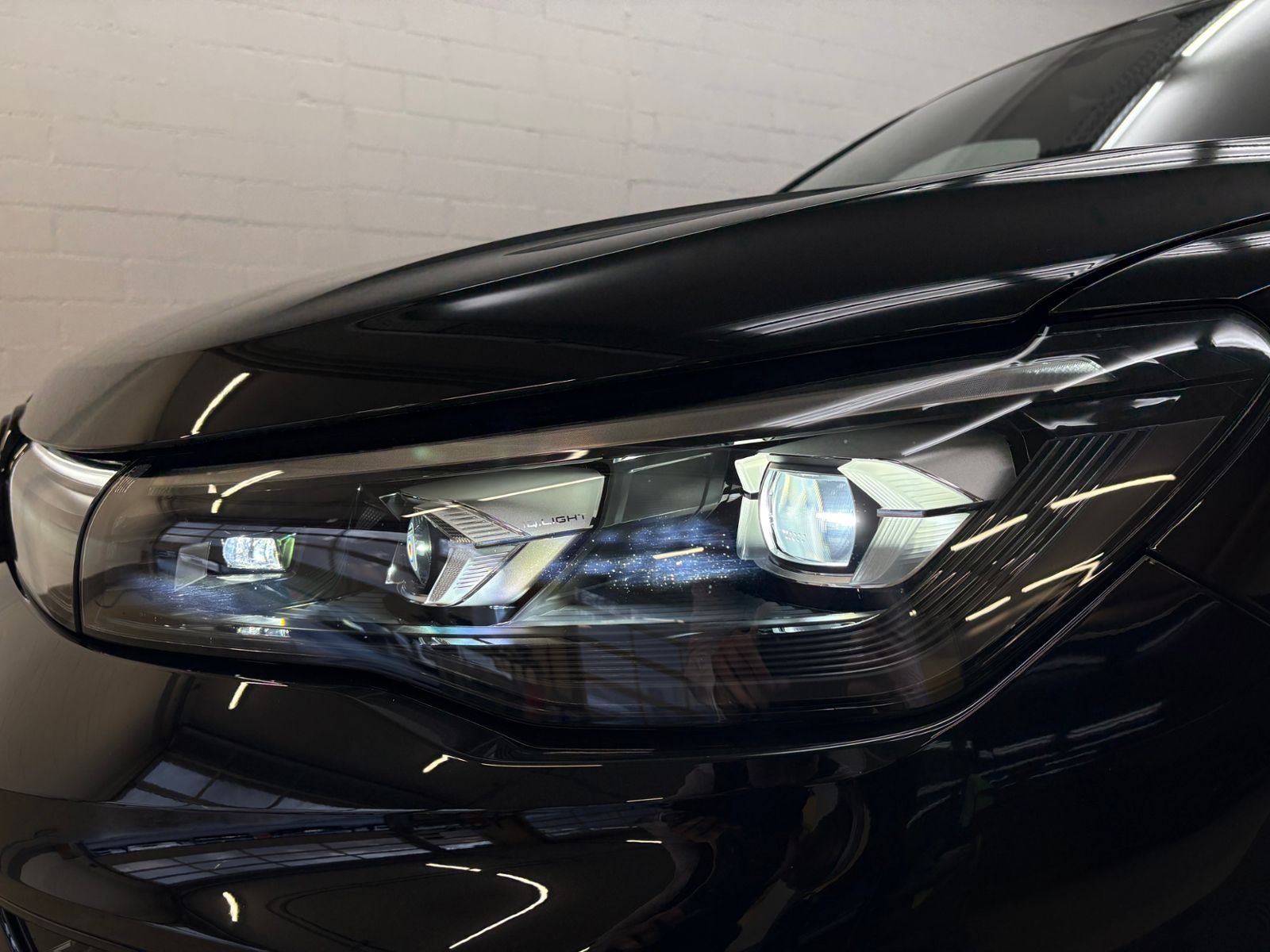 Volkswagen Tiguan - Bild 10