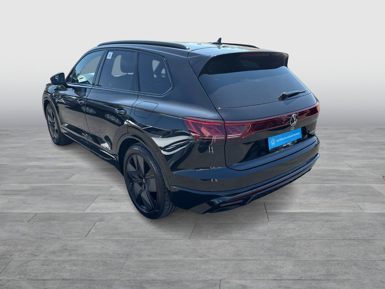 Volkswagen Touareg HYBRID R DYNAUDIO AHK CAM ACC LM21 NAVI foto 5