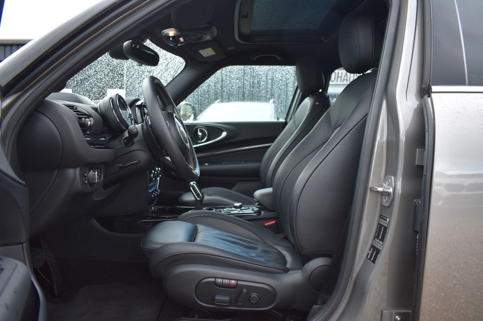 Fahrzeugabbildung MINI Cooper SD Clubman H&K HUD Panorama ACC Leder AHK