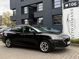 Ford Focus Turnier 1.5 EcoBlue TITANIUM STYLE / PDC - Ford Focus: Titanium Style