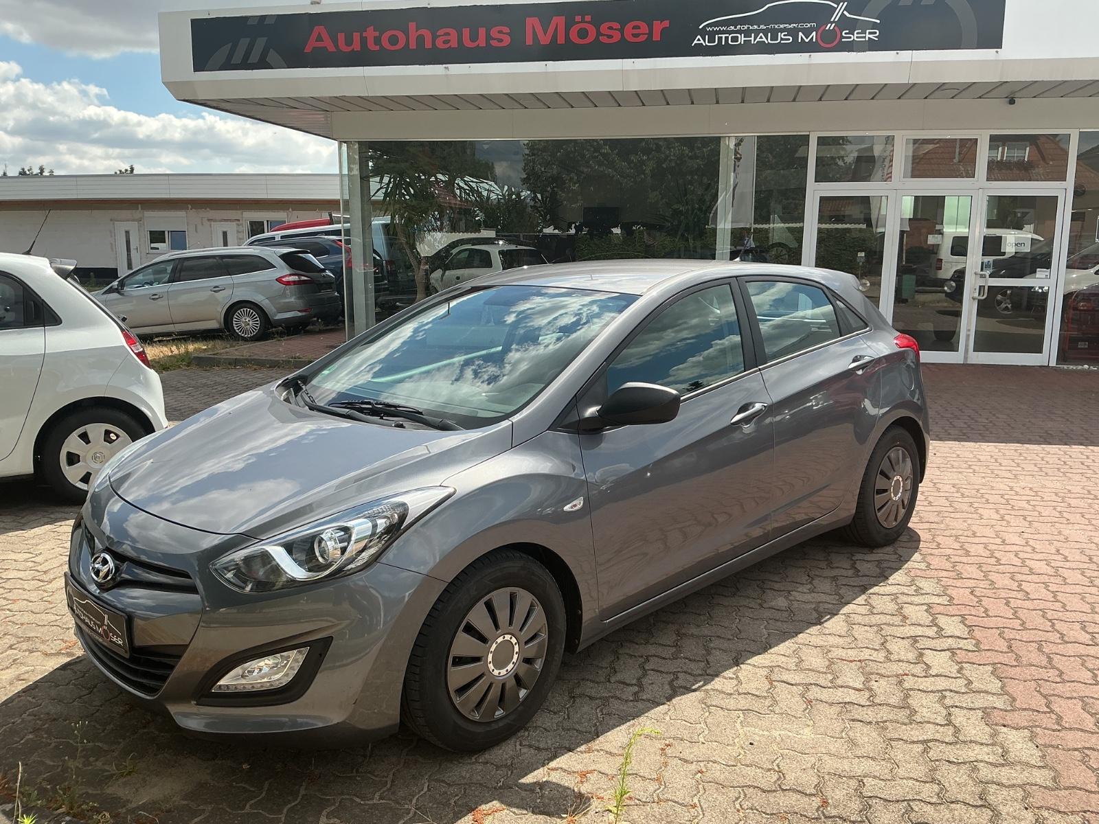 Hyundai i30 1.4 Style/1. Hand (Rentner)