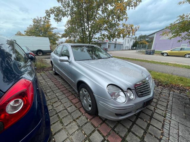 Mercedes-Benz E 200 CDI AVANTGARDE