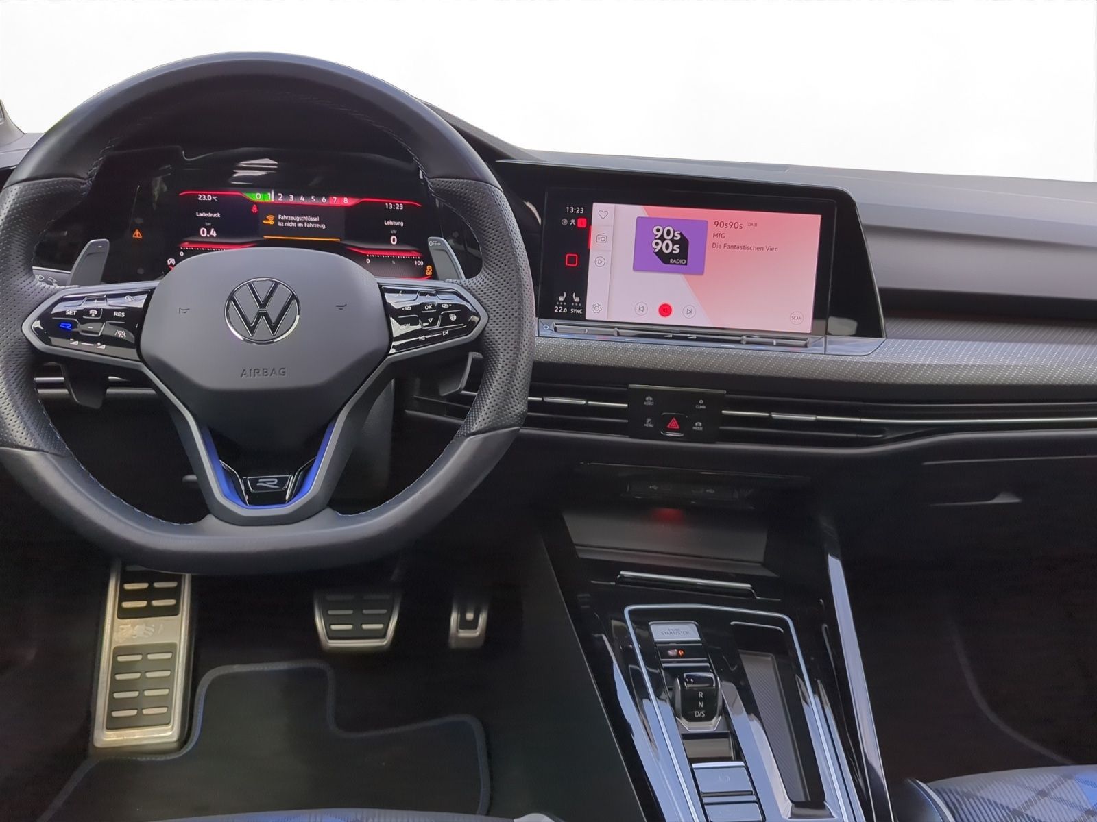 Volkswagen Golf VIII R 2.0 TSI Performance 4Motion Pano foto 4