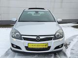Opel Astra 1.9 CDTI*AUTOMATIK*PANORAMA*PDC*SHZ - gebrauchte Opel Astra aus dem Jahr 2007