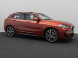 BMW X2 xD25d M Sport Panoram Kamera HUD DAB HiFi 20" - BMW X2 mit Diesel-Antrieb: Panorama-Dach