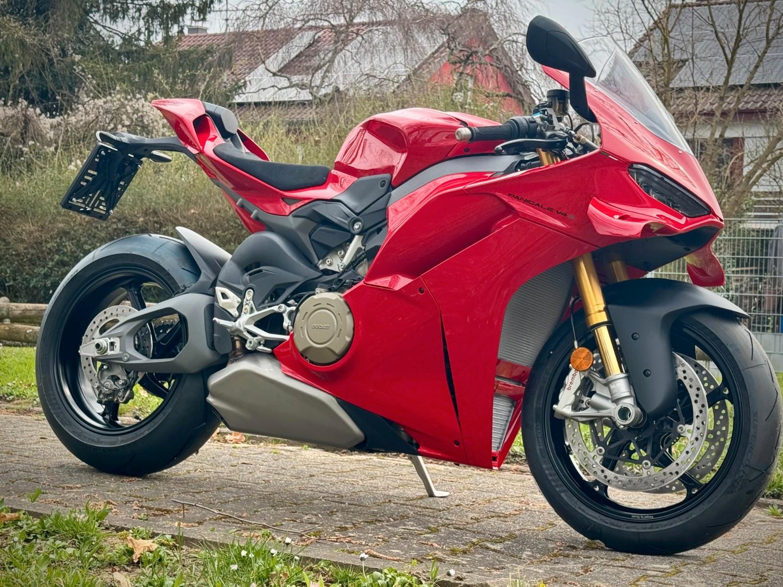 Ducati Panigale V4 S Neufahrzeug