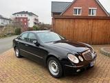 Mercedes-Benz - Mercedes-Benz E 200 in Rostock
