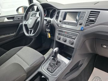 Volkswagen Golf - 10