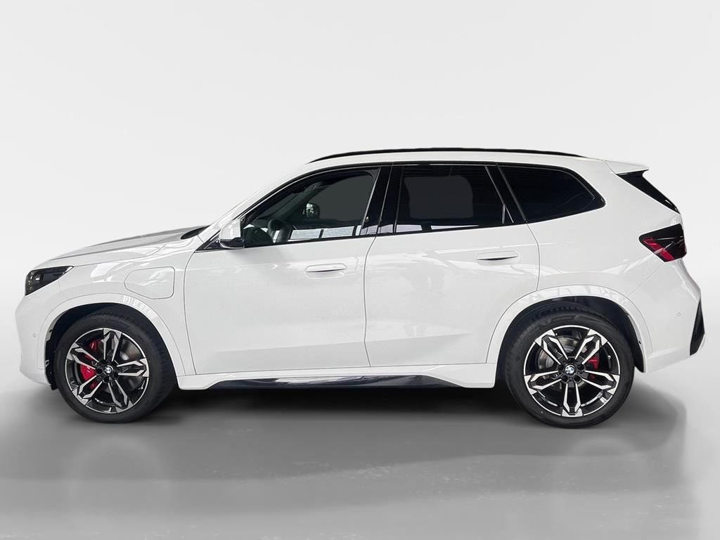 BMW X1 xDrive30e M Sport Pro HEUP LED NAV AHK imagem 3