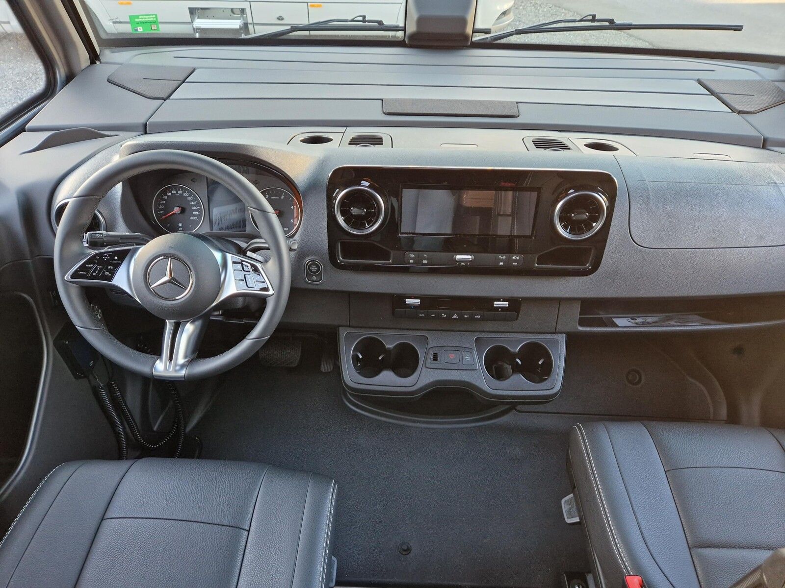 Fahrzeugabbildung Niesmann + Bischoff Arto 78 Verfügbar ab November 2025