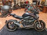 Zero SR7F 15.6 mit FST Power Tank Akku - ZERO SR F