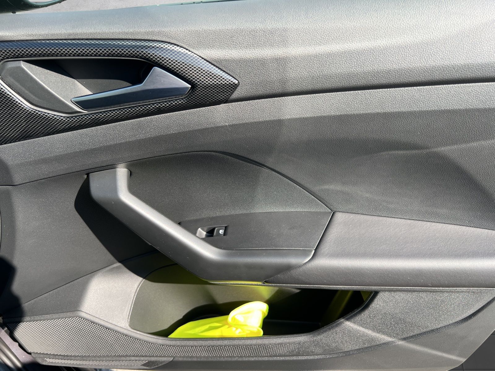 T-Cross Life 1.0 TSI*LED*AHK*ACC*Navi