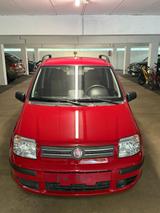 Fiat Panda - Fiat Panda mit Benzin-Antrieb: Kleinwagen, Automatik