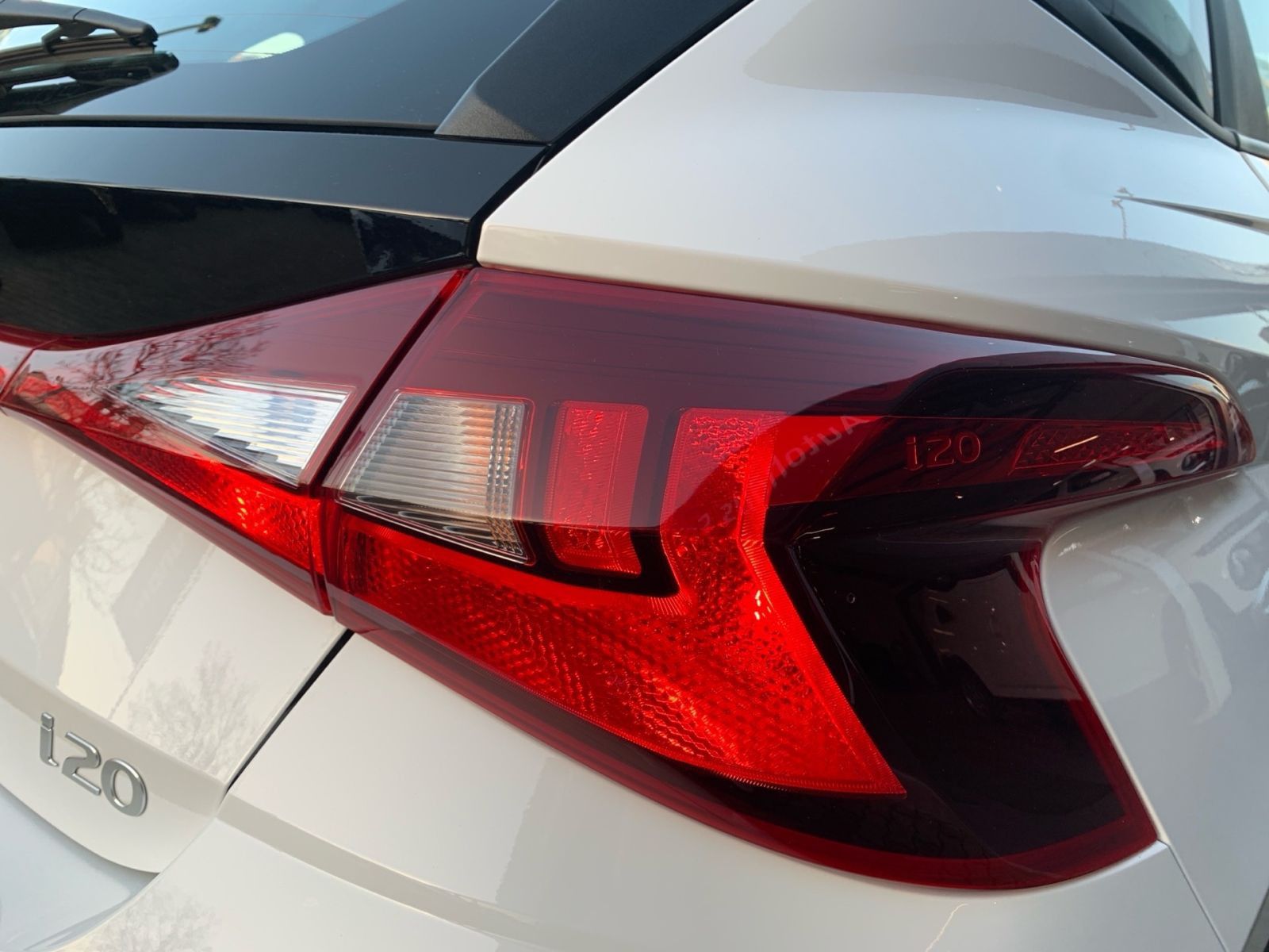 Fahrzeugabbildung Hyundai i20 1.2 Select Navi Kamera