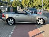 Mercedes-Benz SLK 200 Kompressor*Aut.*Leder*Shz*Temp.*17"AMG* - Mercedes-Benz SLK 200 mit Benzin-Antrieb: Cabrio