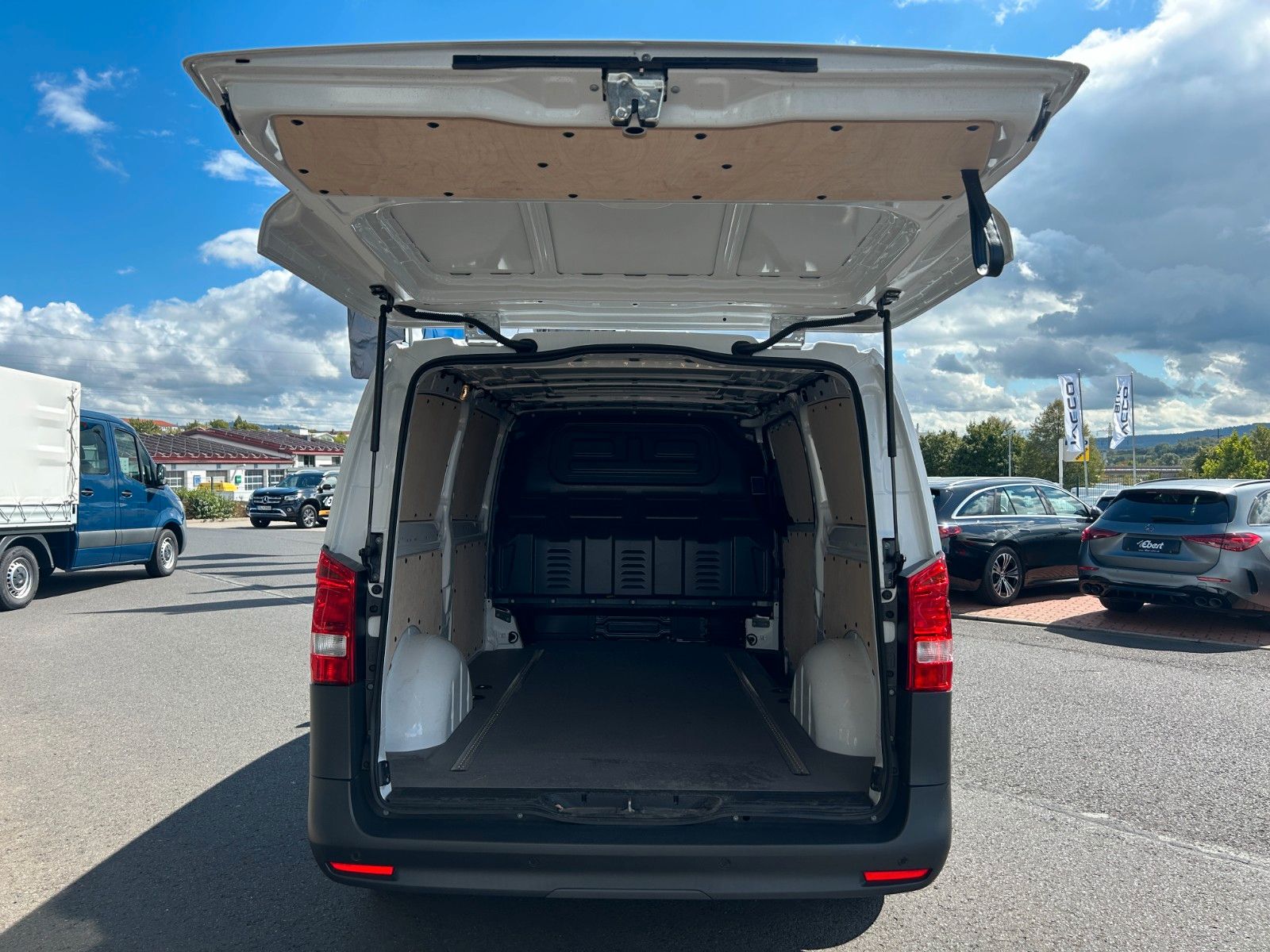 Fahrzeugabbildung Mercedes-Benz Vito 116 CDI 9G Extral Klima MBUX Kamera
