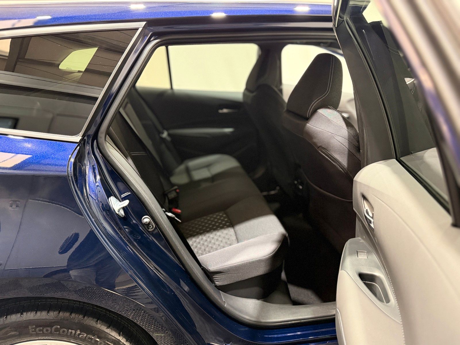 Fahrzeugabbildung Suzuki Swace 1.8 HYBRID CVT Com+