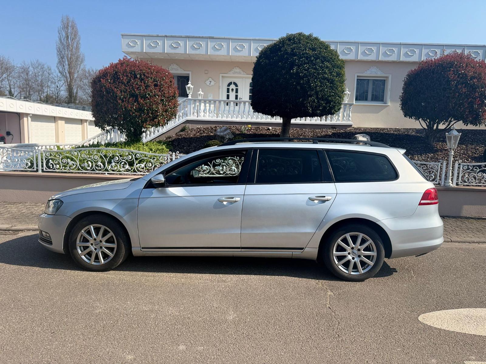 Volkswagen Passat 2012 — engine 1.968 cm³, 140 HP (103kW)