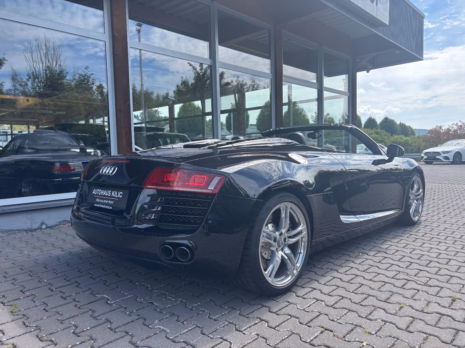 AUDI R8 SPYDER 4.2 FSI QUATTRO