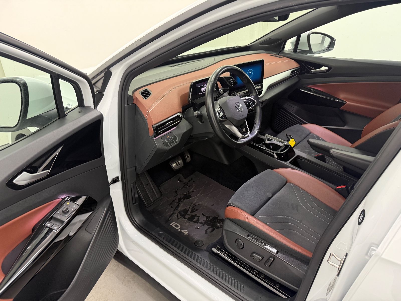Volkswagen ID.4 Pure 109 kW Style*IQ.Light*Bi-Color Int*ACC foto 15
