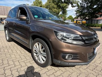 Volkswagen Tiguan - 10