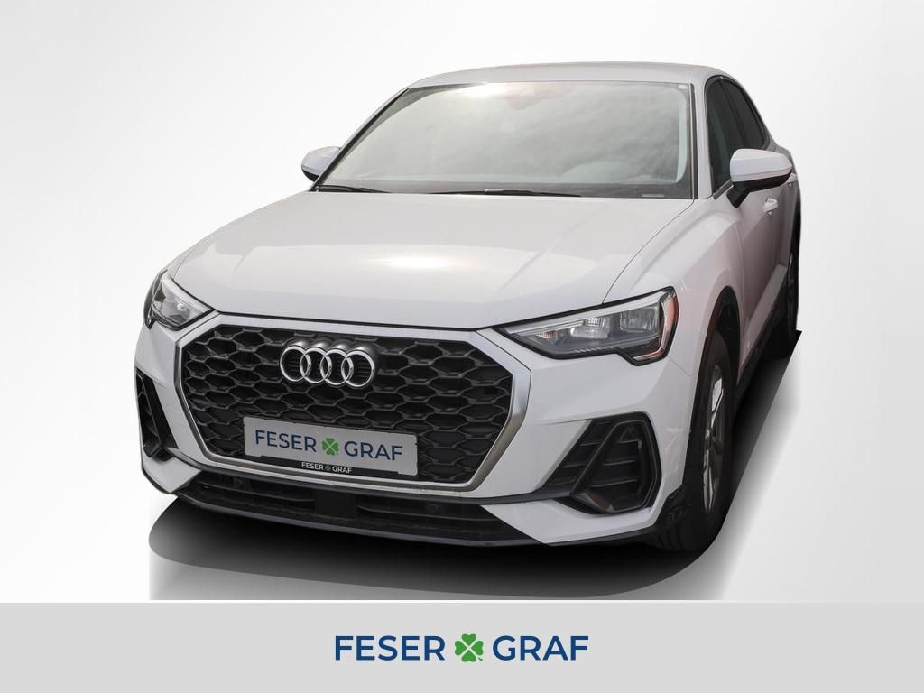 Image of Audi Q3