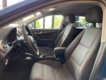 Audi A3 Sportback 1.6 Attraction *TEMPOMAT*SZHZ*KLIMA