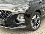 Hyundai Santa Fe 4WD Automatik Leder ACC Spur Memo 19" - Hyundai SANTA FE mit Benzin-Antrieb: Automatik