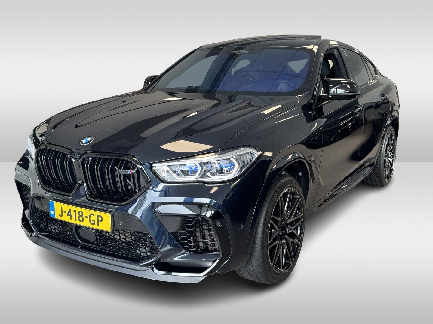 BMW X6 M Competition / Trekhaak / Panoramadak / 360C