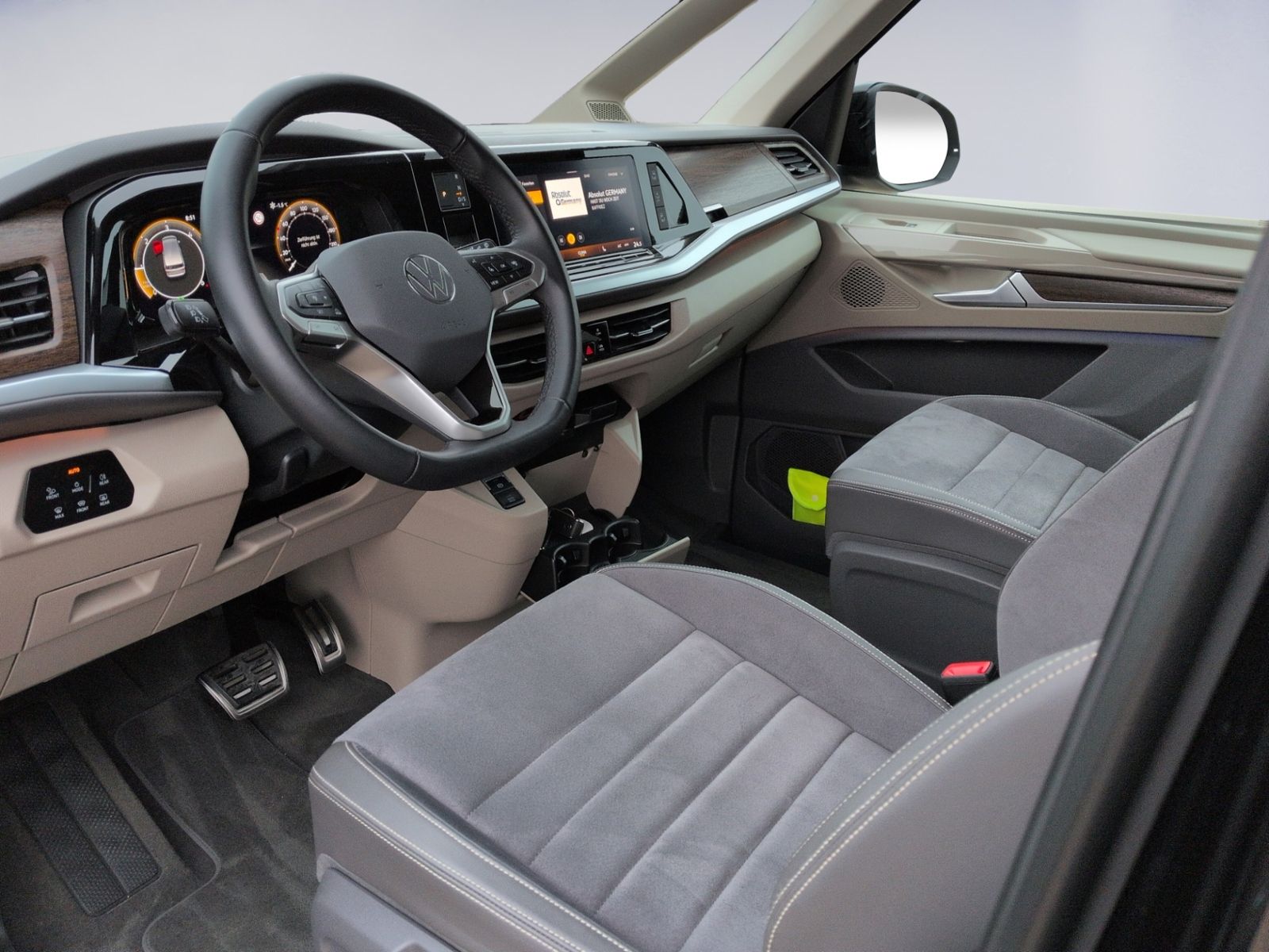 T7 Multivan 2.0 TDI DSG Style AHK+STHZ+TISCH+