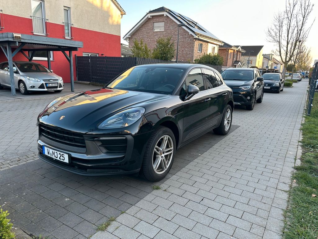 Image of Porsche Macan