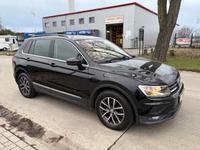 Volkswagen Tiguan 2.0 TDI COMFORTLINE / PANO / 360 KAMERA