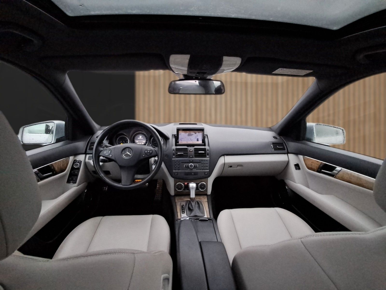 Fahrzeugabbildung Mercedes-Benz C 300 C Limousine C 300