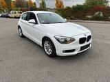 BMW 116i Autom.,Klima,Sitzh.,PDC,AHK,Euro6 - BMW 116 in Stuttgart
