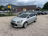 Ford Focus Lim. Titanium/Klima/SHZ/PDC/Tempomat/ - Ford Focus aus 2012: Titanium