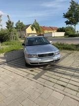 Audi A4 B5, Wasserpumpe & Zahnriemen NEU - Audi A4 aus 1997