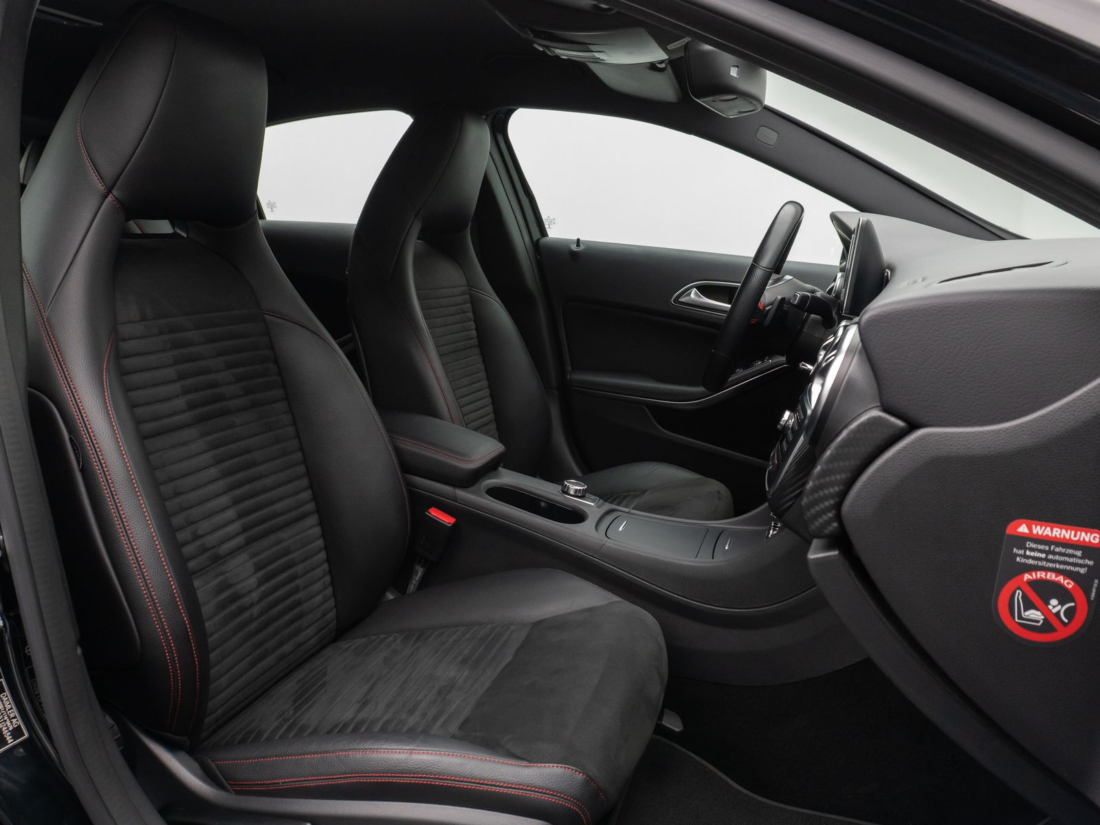 Fahrzeugabbildung Mercedes-Benz A 200 AMG Sport Kamera BiXenon Tempomat Alcantar