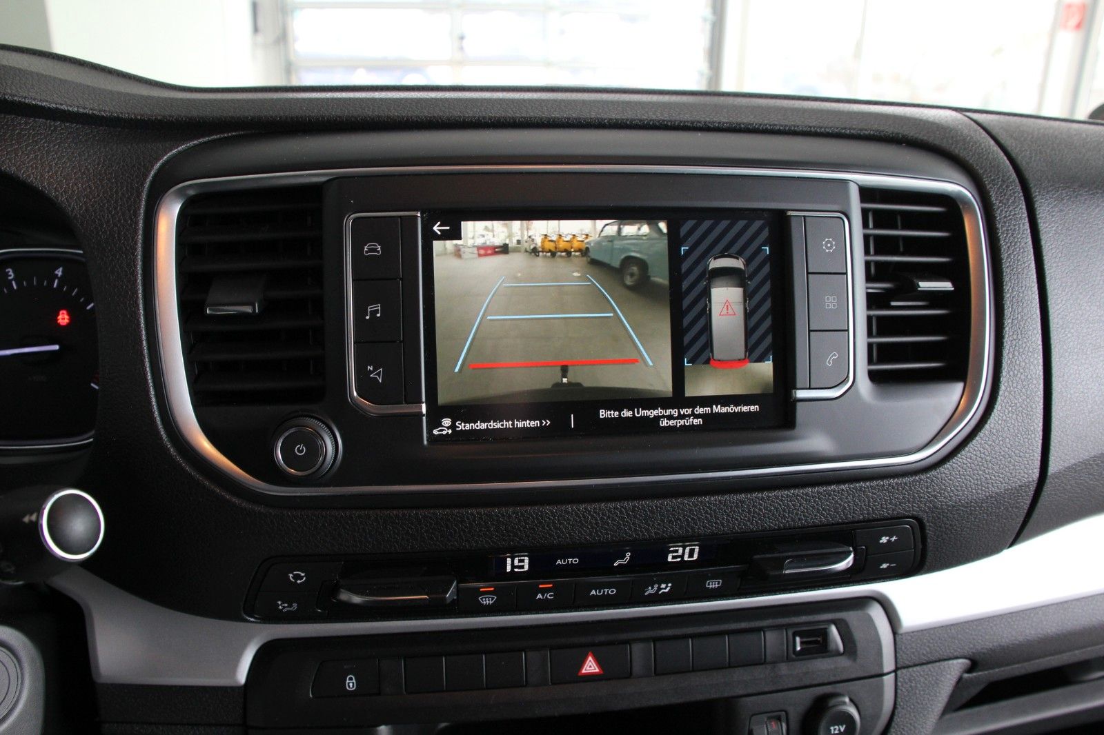Fahrzeugabbildung Toyota Proace Verso L2 Shuttle Comfort