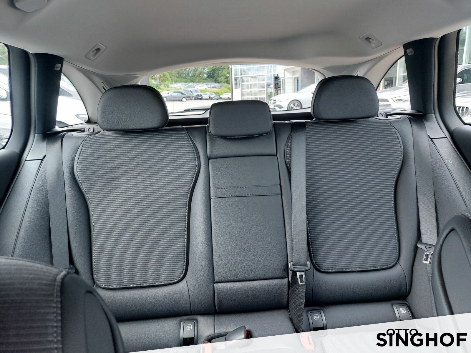 Fahrzeugabbildung Mercedes-Benz C 200 T +AHK+LED+Rü Kam+Ambiente+el.Heck+MBUX+