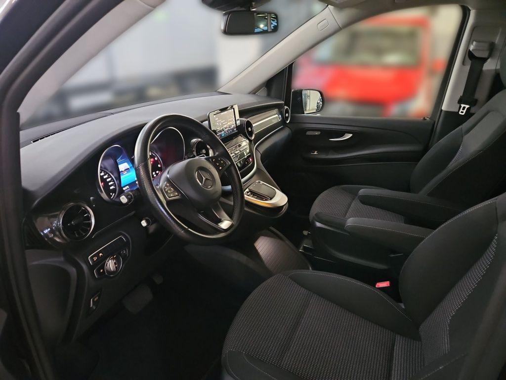 Fahrzeugabbildung Mercedes-Benz V 250 ED lang 4x4 Nav AHK PTS RFK 2 Schiebetüren