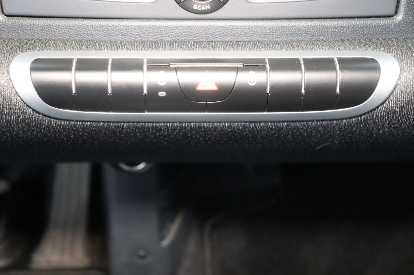 Fahrzeugabbildung Smart fortwo coupe 1.0 mhd passion