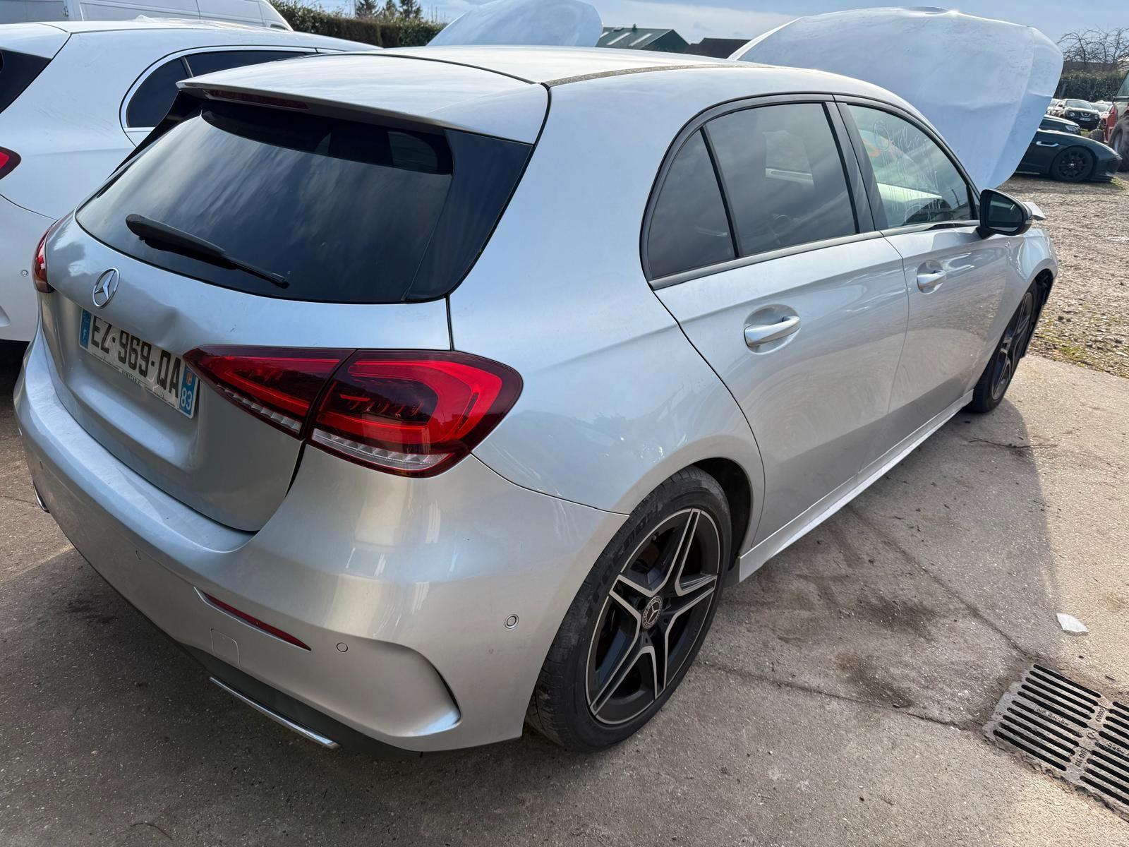 Mercedes-Benz A180d AMG