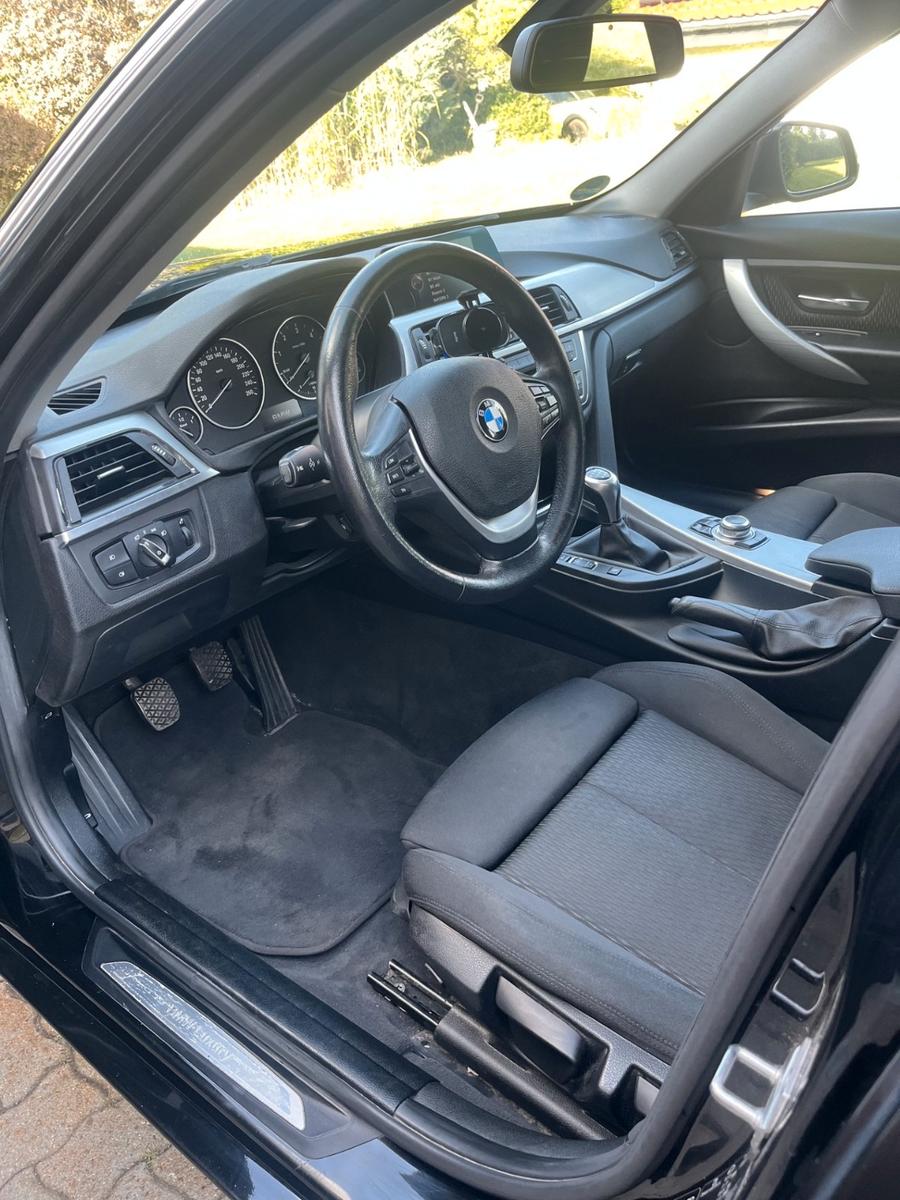 BMW 320d xDrive Touring Luxury Line 