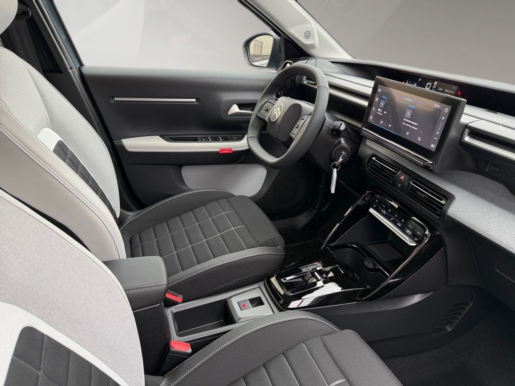 Fahrzeugabbildung Citroën C3 Hybrid 110 PLUS - Winter Paket