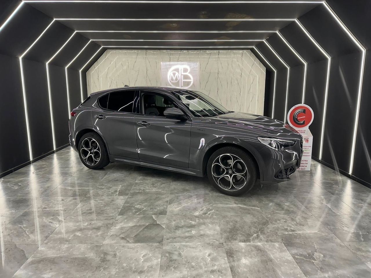 Alfa Romeo Stelvio 2.2 Turbodiesel 210 CV AT8 Q4 imagem 2