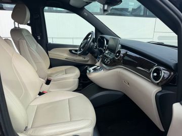 Mercedes V 250 - 12