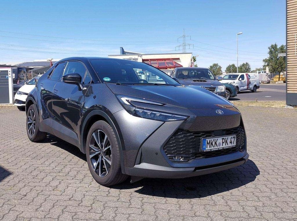 Image of Toyota C-HR