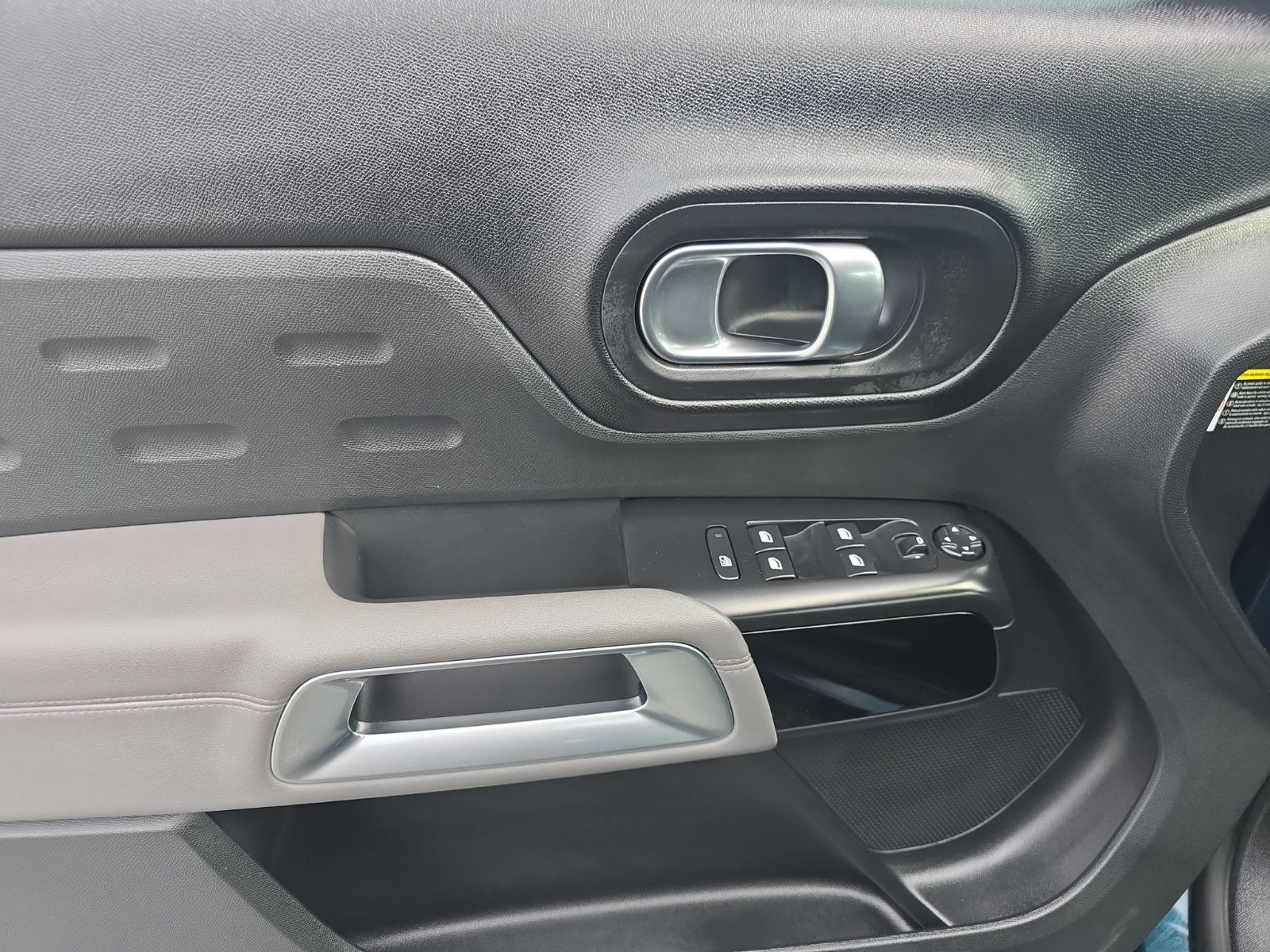 Fahrzeugabbildung Citroën C5 Aircross Live Klima Android Auto Apple CarPla