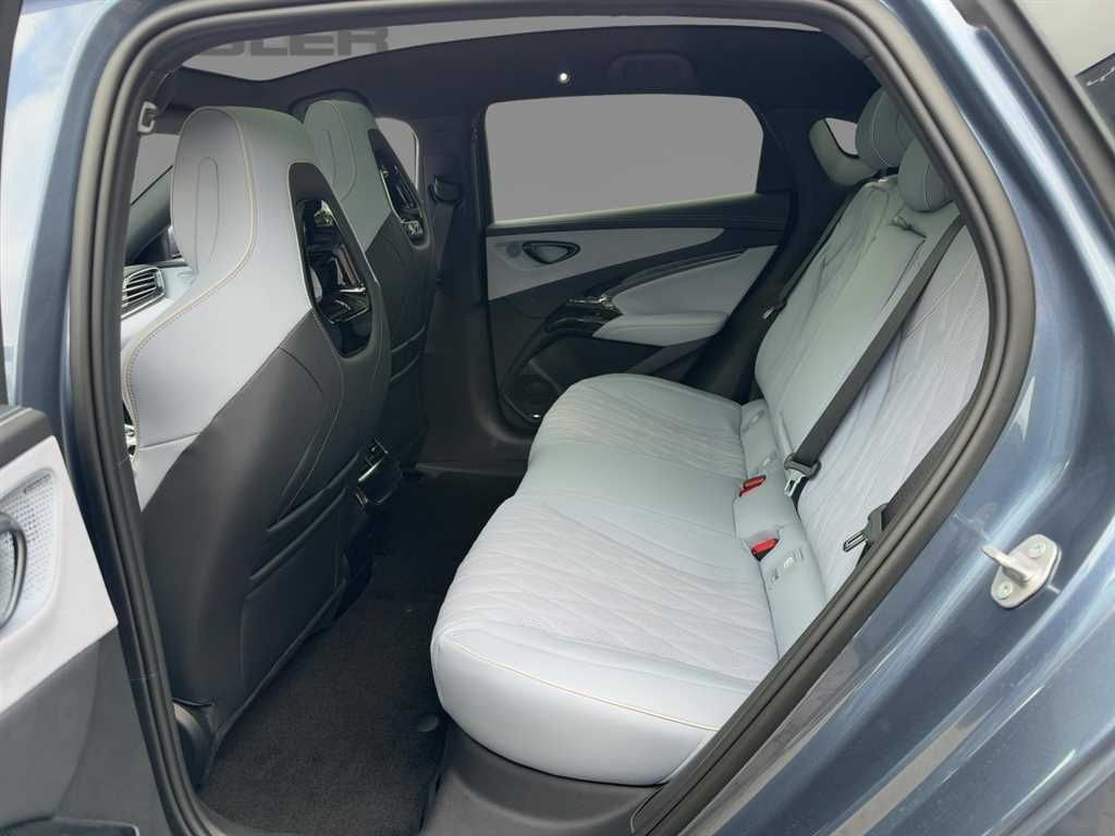 BYD SEAL